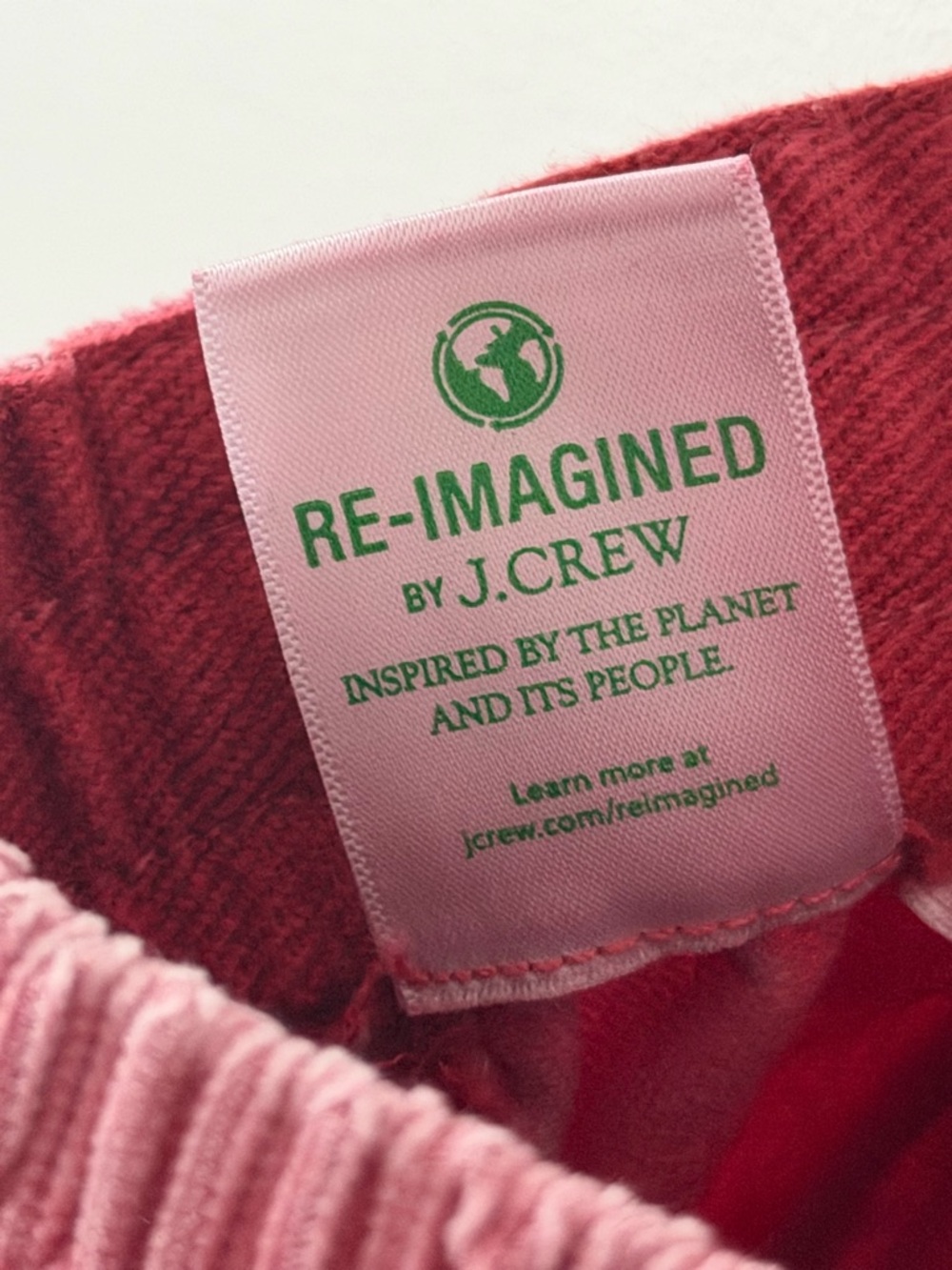 J.Crew corduroy dock shorts in vintage red color - Picture 4 of 4